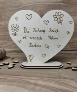 Statuetka serce z twoim tekstem / pismem
